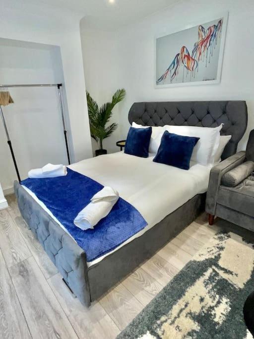 Stylish Cosy Studio Apartment Γκρέιβσεντ Εξωτερικό φωτογραφία